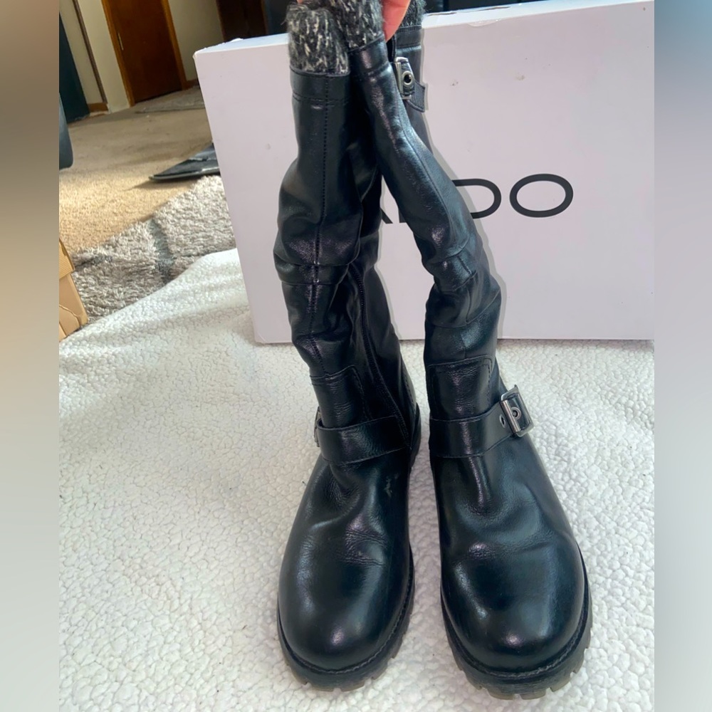 Bed is Black Aldo winter boots